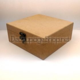 Кутия за бижута с прегради и закопчалка  - 16 х 16 х 7см