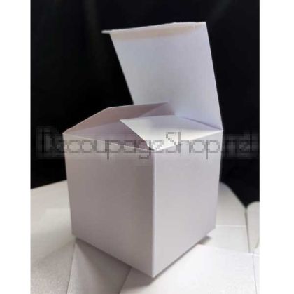 Малка Картонена Кутия с Форма на Куб 7 x 7 x 7 cm - БЯЛ ПЕЛЕН КАРТОН - 10 броя