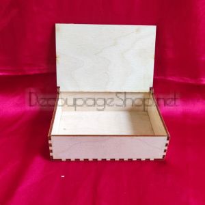 Дървена кутия  - 13 х 10 х 4,5см