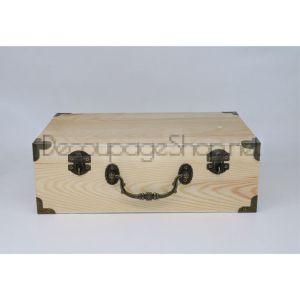 Дървена кутия куфар 30 х 11 х 21 см.