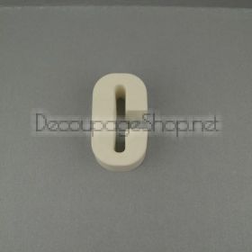 Отливка на керамична буква "D"