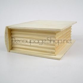 Дървена кутия-книга с чекмедже 14 х 11 х 5 см.